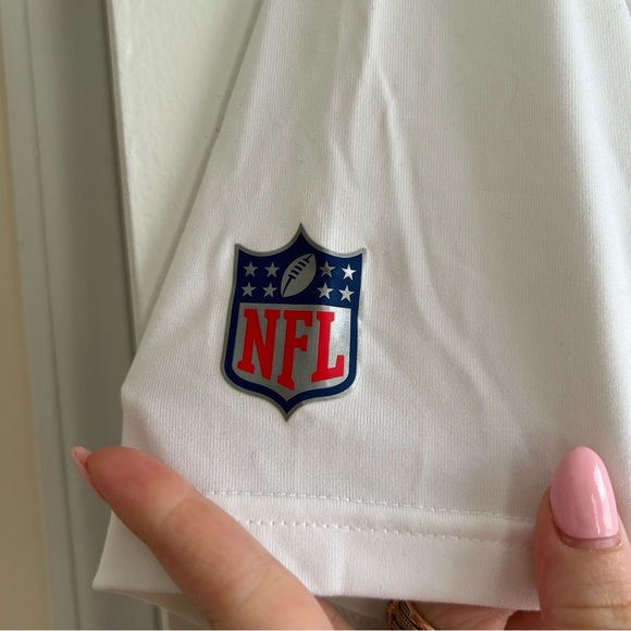 Nike Dri-Fit Kansas City Chiefs Tee Size Medium - Picture 4 of 6